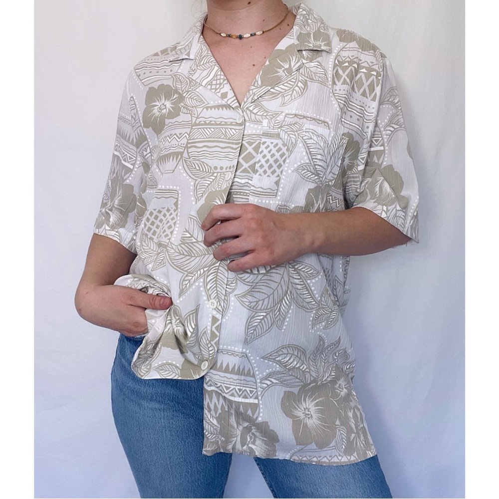Alfred Dunner | Vtg 90s White Textured Hawaiian Aloha Shirt Button Down